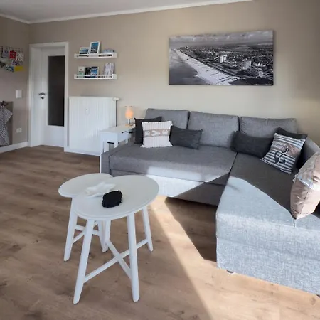 Bernstein Ankerplatz, 4 Apartament